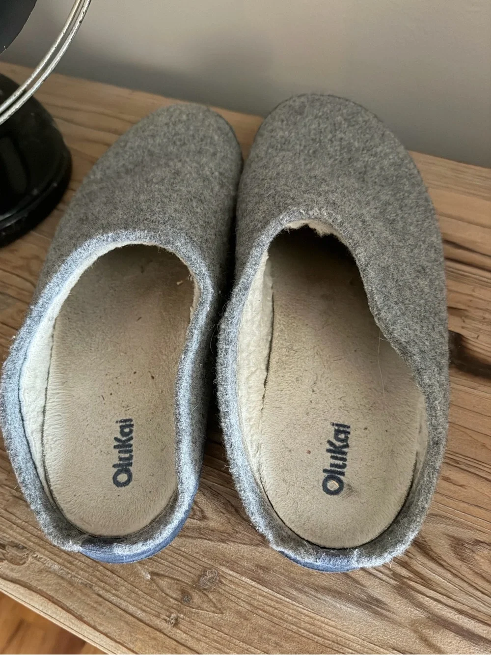 Olukai Humani Hulu Grey Wool Sheep Fur Lined Slip On Mule Slide Sandals 11